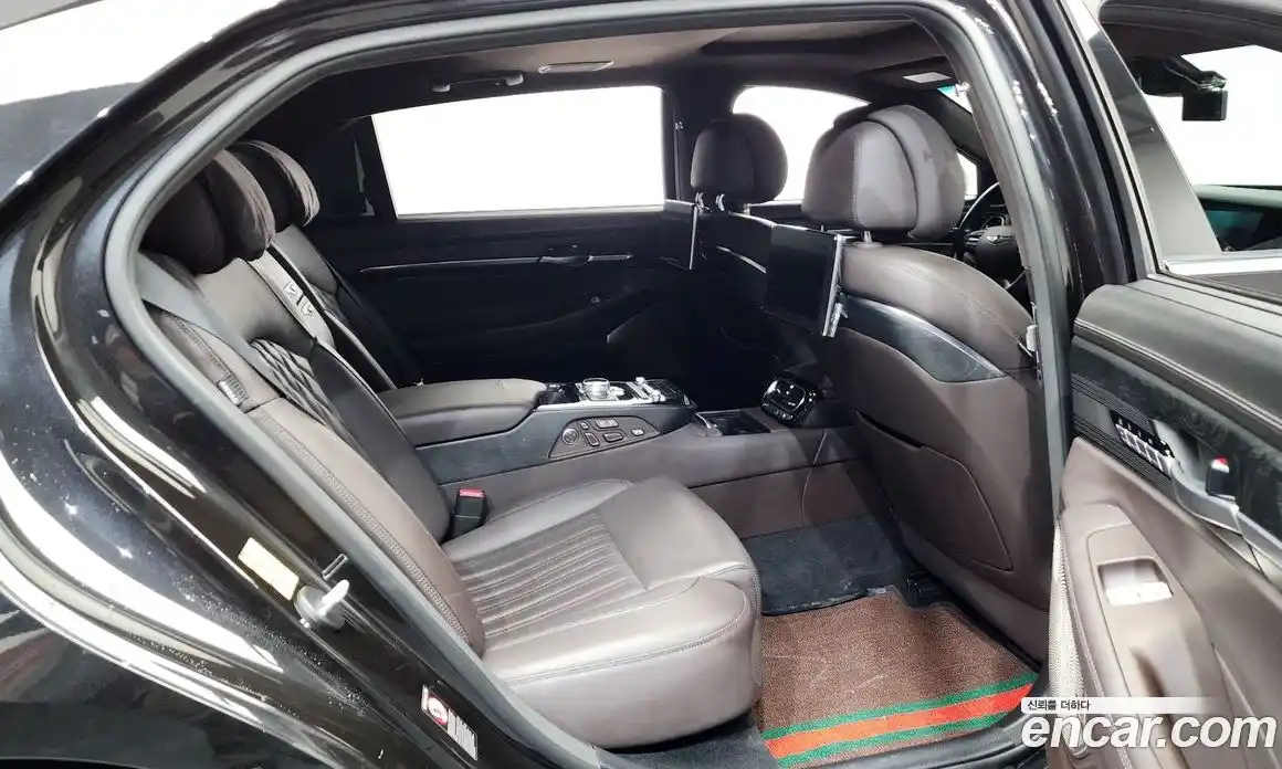 Genesis G90 2019 5.0 Автомат в Москве № 856117, фото 12