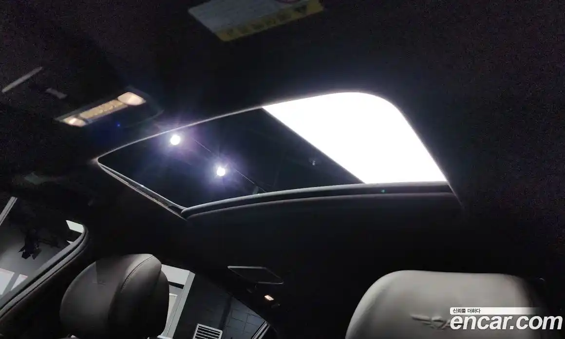 Genesis G90 2019 5.0 Автомат в Москве № 856117, фото 18