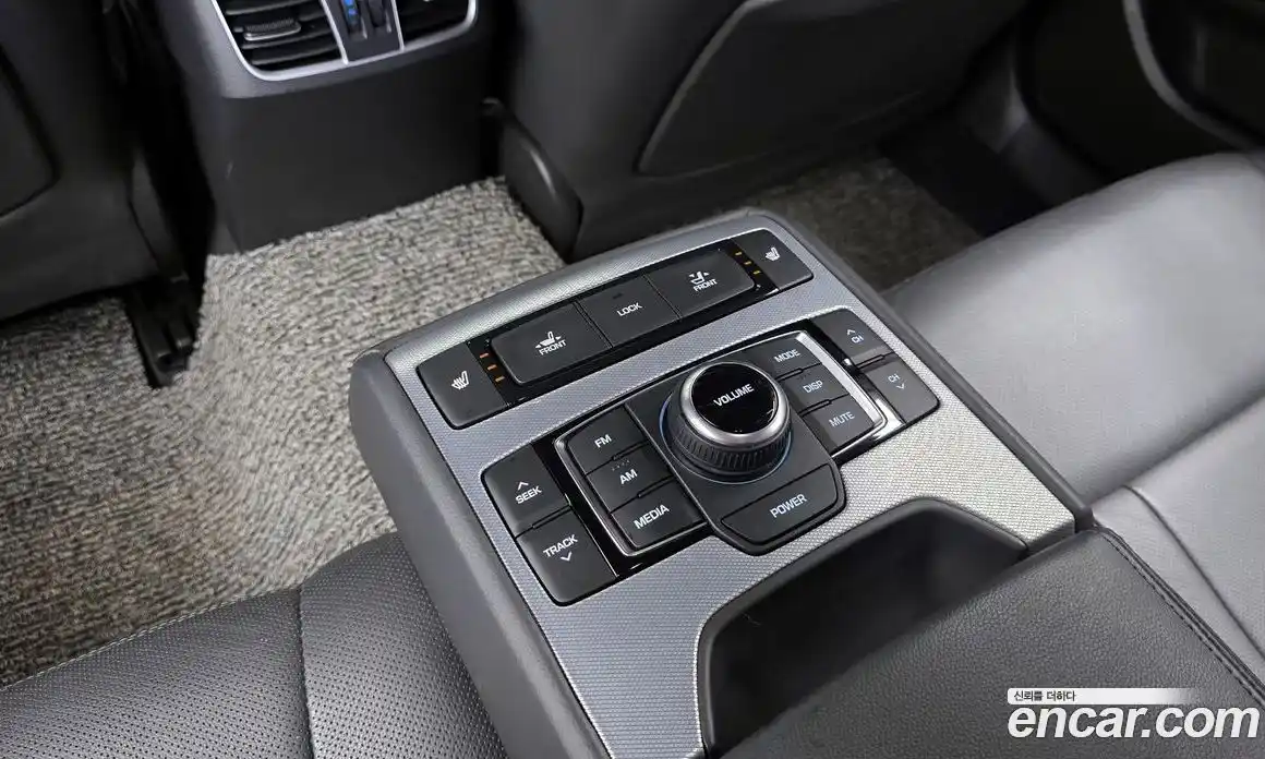 Genesis G80 2018 3.3 Автомат в Москве № 856134, фото 19