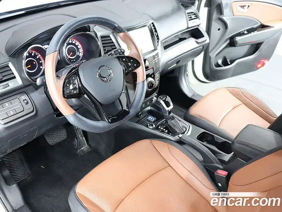 SsangYong TIBOLI 2019 1.6 Автомат в Москве № 856680, фото 14