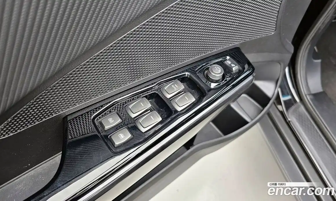 SsangYong TIBOLI 2021 1.5 Автомат в Москве № 856686, фото 17