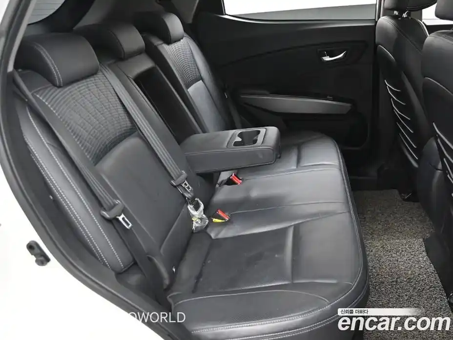 SsangYong TIBOLI 2017 1.6 Автомат в Москве № 856999, фото 12