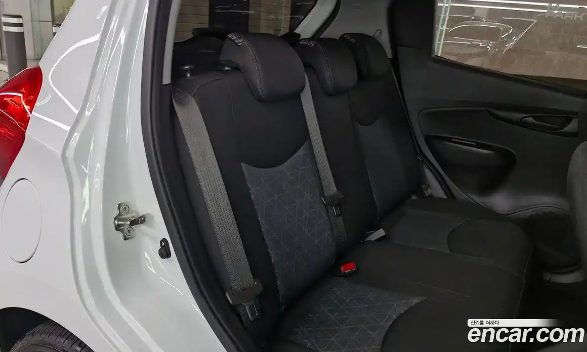 Chevrolet Spark 2018 1.0 Автомат в Москве № 857328, фото 12