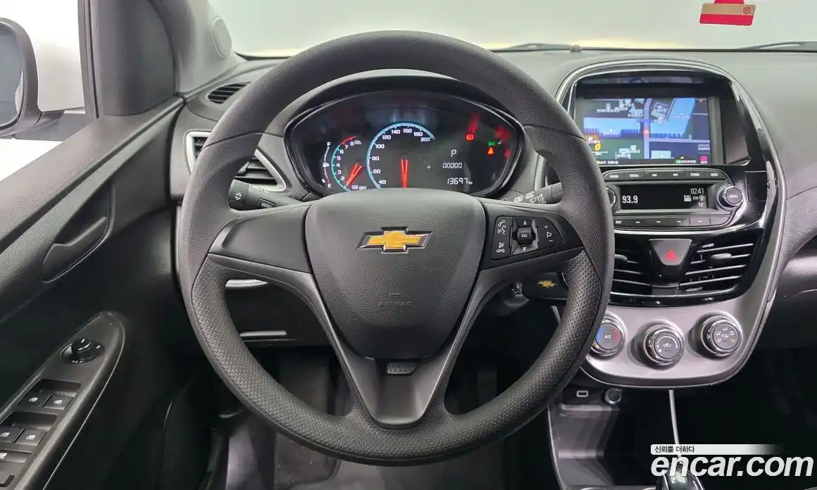 Chevrolet Spark 2018 1.0 Автомат в Москве № 857328, фото 13