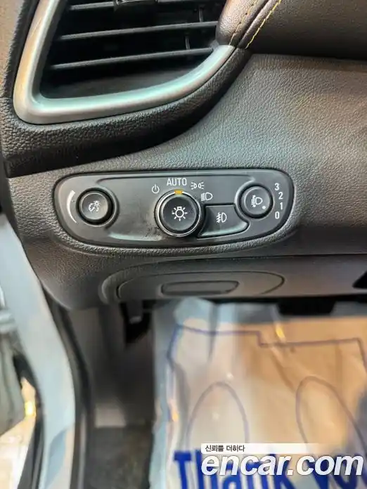 Chevrolet Trax 2018 1.6 Автомат в Москве № 857817, фото 14