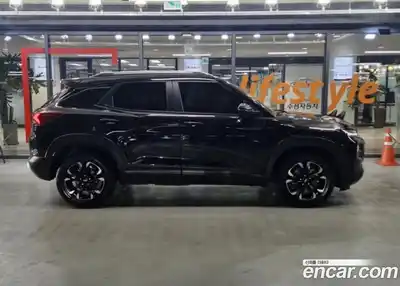 Chevrolet TrailBlazer 2022 1.3 Автомат в Москве № 857872, миниатюра 3