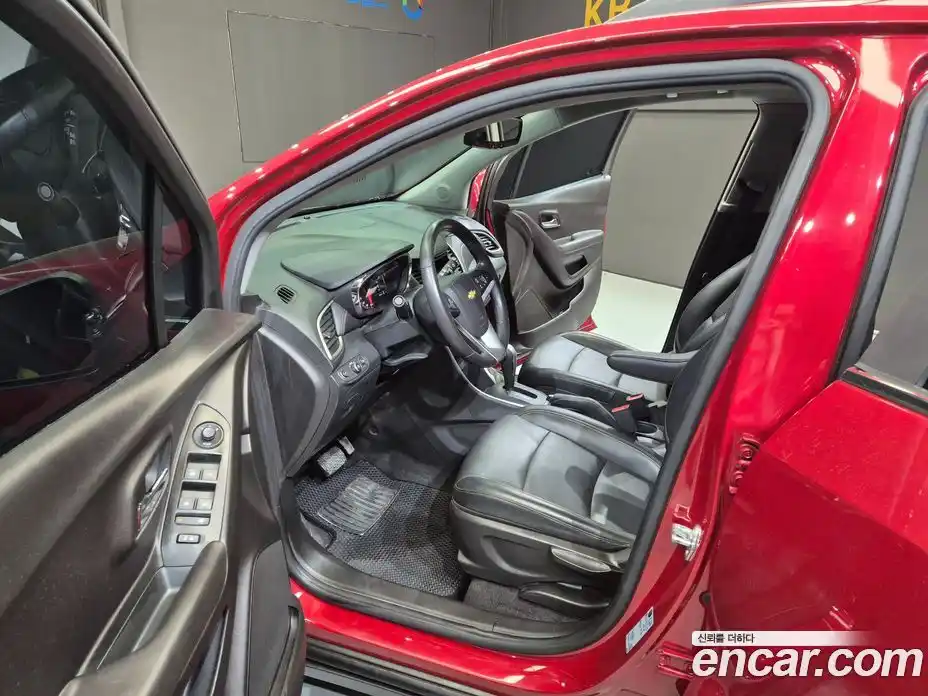 Chevrolet Trax 2018 1.4 Автомат в Москве № 858030, фото 13