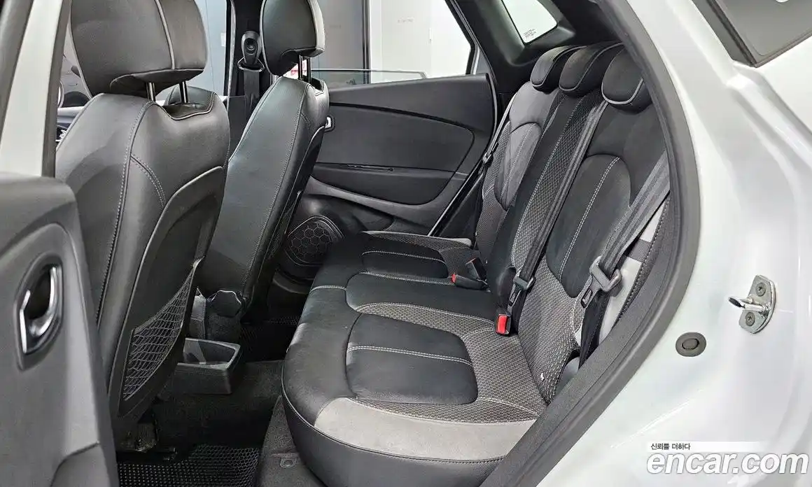 Renault QM3 2017 1.5 Автомат в Москве № 858154, фото 12