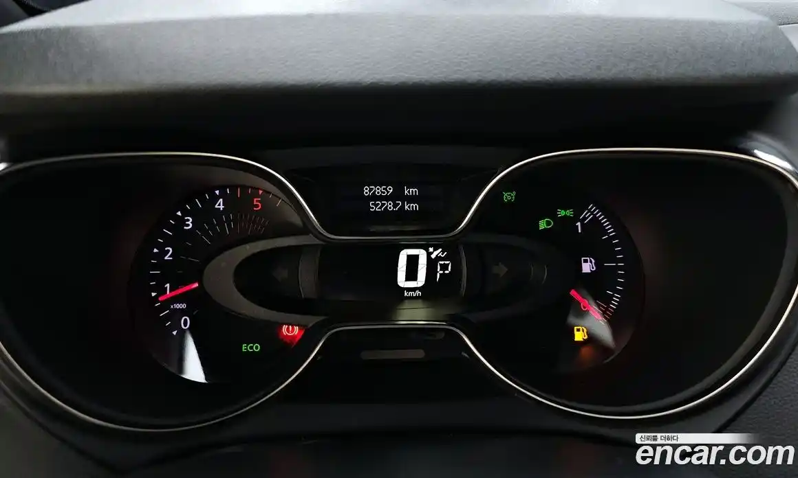 Renault QM3 2017 1.5 Автомат в Москве № 858154, фото 8