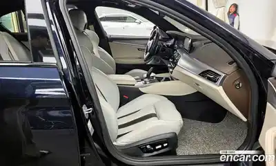 BMW 5-Series 2019 3.0 Автомат в Москве № 858777, миниатюра 11