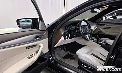 BMW 5-Series 2019 3.0 Автомат в Москве № 858777, миниатюра 10
