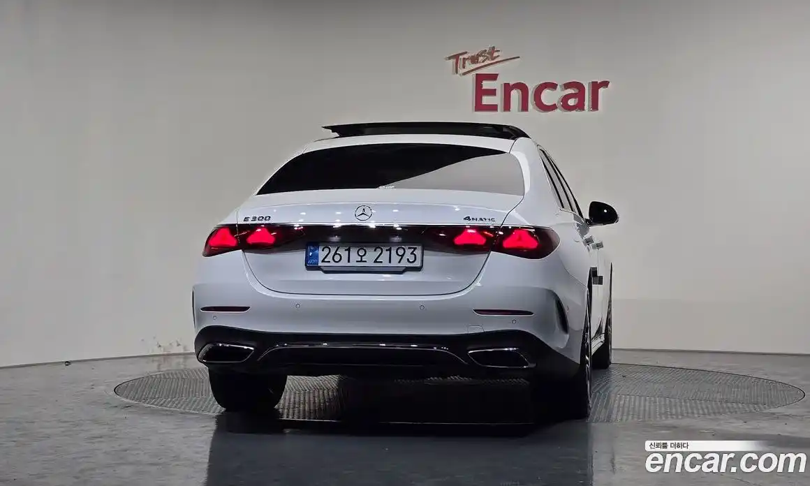 Mercedes-Benz E-Class 2024 2.0 Автомат в Москве № 859014, фото 4