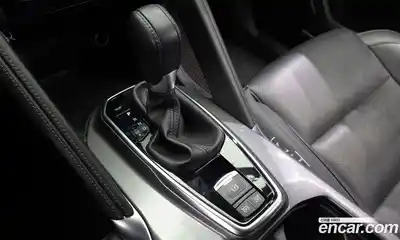 Renault QM6 2018 2.0 Автомат в Москве № 885718, миниатюра 9