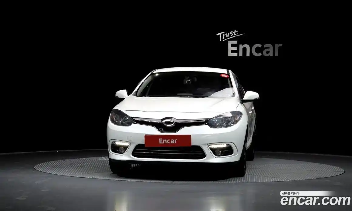 Renault SM3 2015 1.6 гидро в Москве № 885765, фото 3