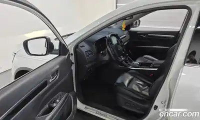 Renault QM6 2017 2.0 Автомат в Москве № 885887, миниатюра 11