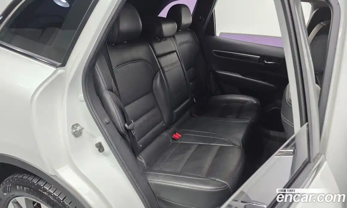 Renault QM6 2017 2.0 Автомат в Москве № 885887, фото 12