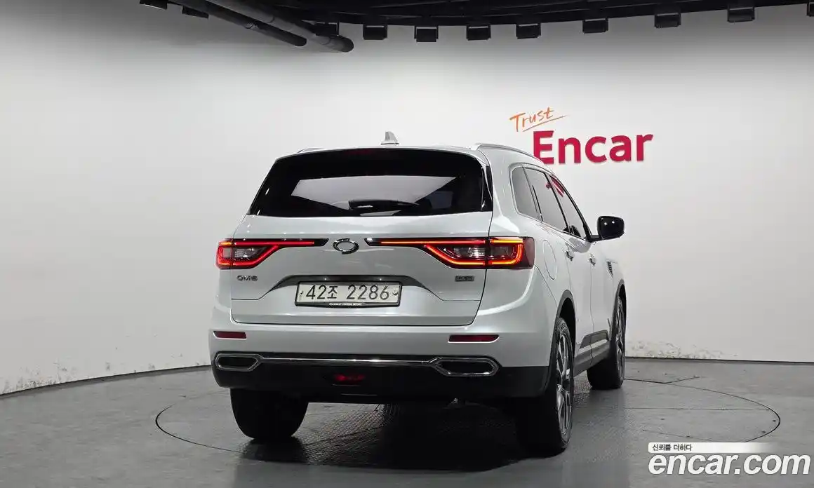 Renault QM6 2017 2.0 Автомат в Москве № 885887, фото 4