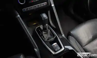 Renault QM6 2017 2.0 Автомат в Москве № 885887, миниатюра 9
