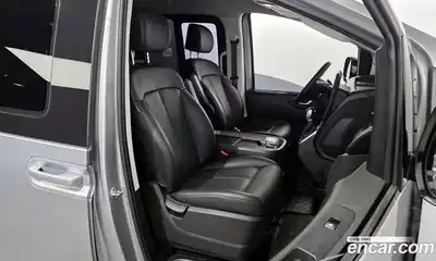 Hyundai Staria 2023 3.5 Автомат в Москве № 886356, миниатюра 12