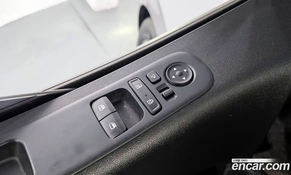 Hyundai Staria 2023 3.5 Автомат в Москве № 886356, фото 14