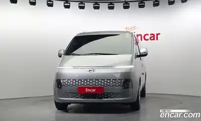 Hyundai Staria 2023 3.5 Автомат в Москве № 886356, миниатюра 3