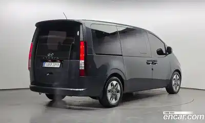 Hyundai Staria 2023 3.5 Автомат в Москве № 886501, миниатюра 2