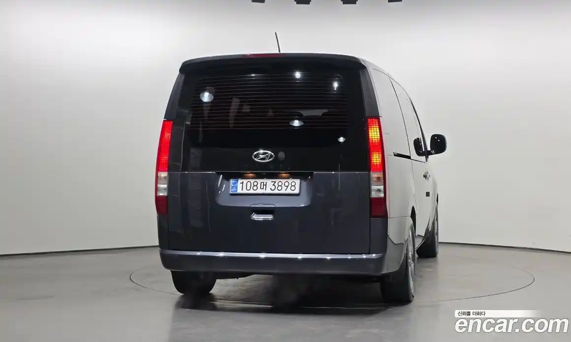 Hyundai Staria 2023 3.5 Автомат в Москве № 886501, фото 4