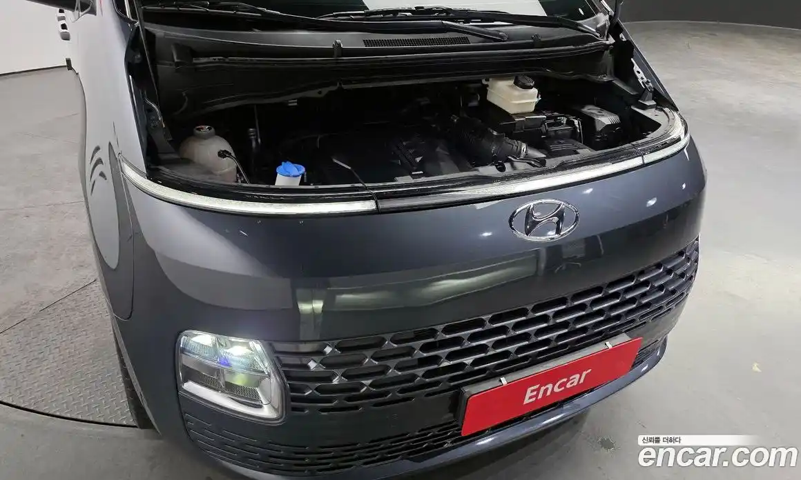 Hyundai Staria 2023 3.5 Автомат в Москве № 886501, фото 6