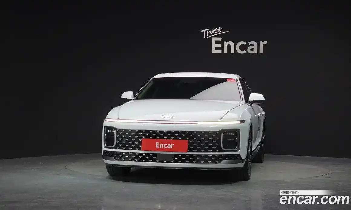 Hyundai Grandeur 2023 2.5 Автомат в Москве № 886565, фото 3