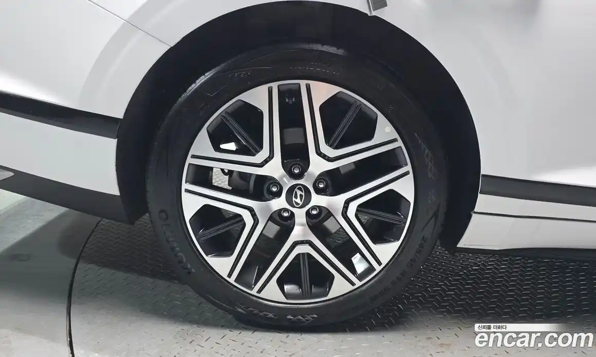 Hyundai Grandeur 2023 2.5 Автомат в Москве № 886565, фото 5