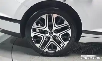 Hyundai Grandeur 2023 2.5 Автомат в Москве № 886565, миниатюра 5