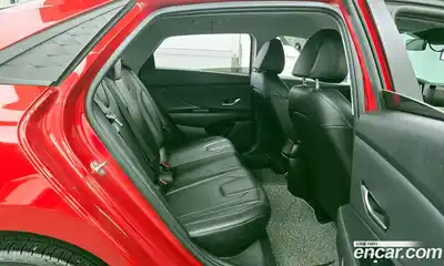 Hyundai Avante 2024 1.6 гидро в Москве № 886601, миниатюра 12