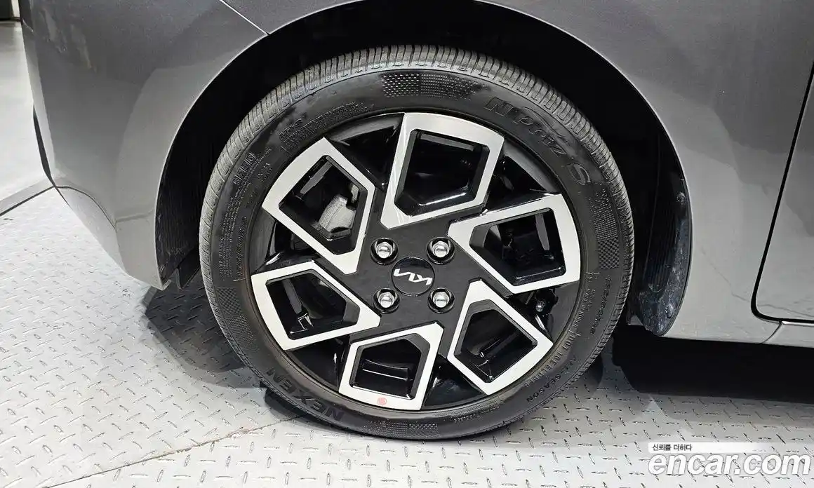 Kia Ray 2023 1.0 Автомат в Москве № 887175, фото 5