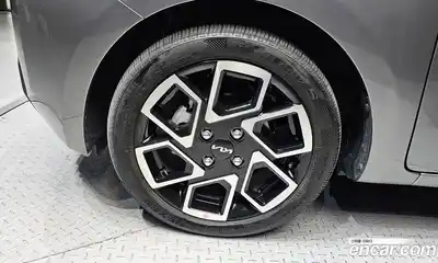 Kia Ray 2023 1.0 Автомат в Москве № 887175, миниатюра 5