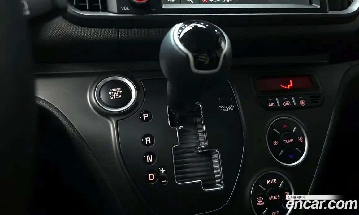 Kia Ray 2023 1.0 Автомат в Москве № 887175, фото 9