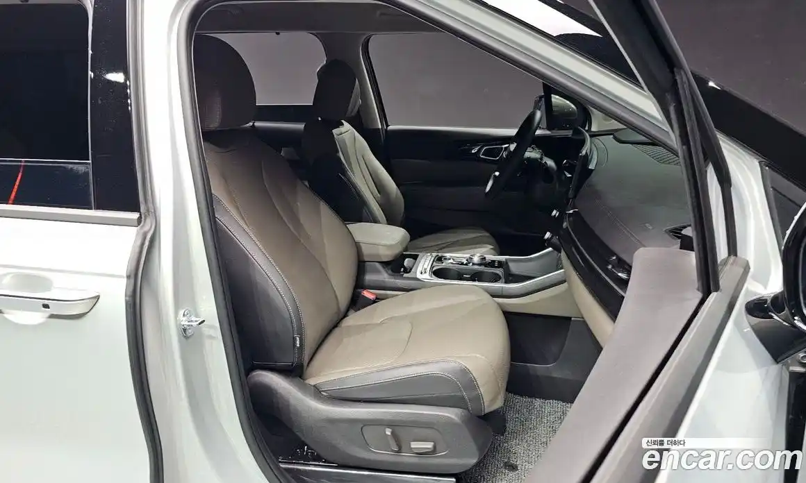 Kia Canival 2025 3.5 Автомат в Москве № 887230, фото 10