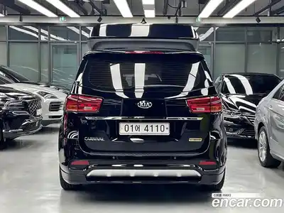 Kia Canival 2019 2.2 Автомат в Москве № 887315, миниатюра 2