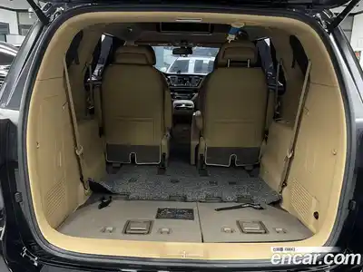 Kia Canival 2019 2.2 Автомат в Москве № 887315, миниатюра 5