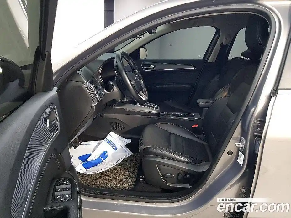Renault XM3 2020 1.3 гидро в Москве № 887359, фото 8