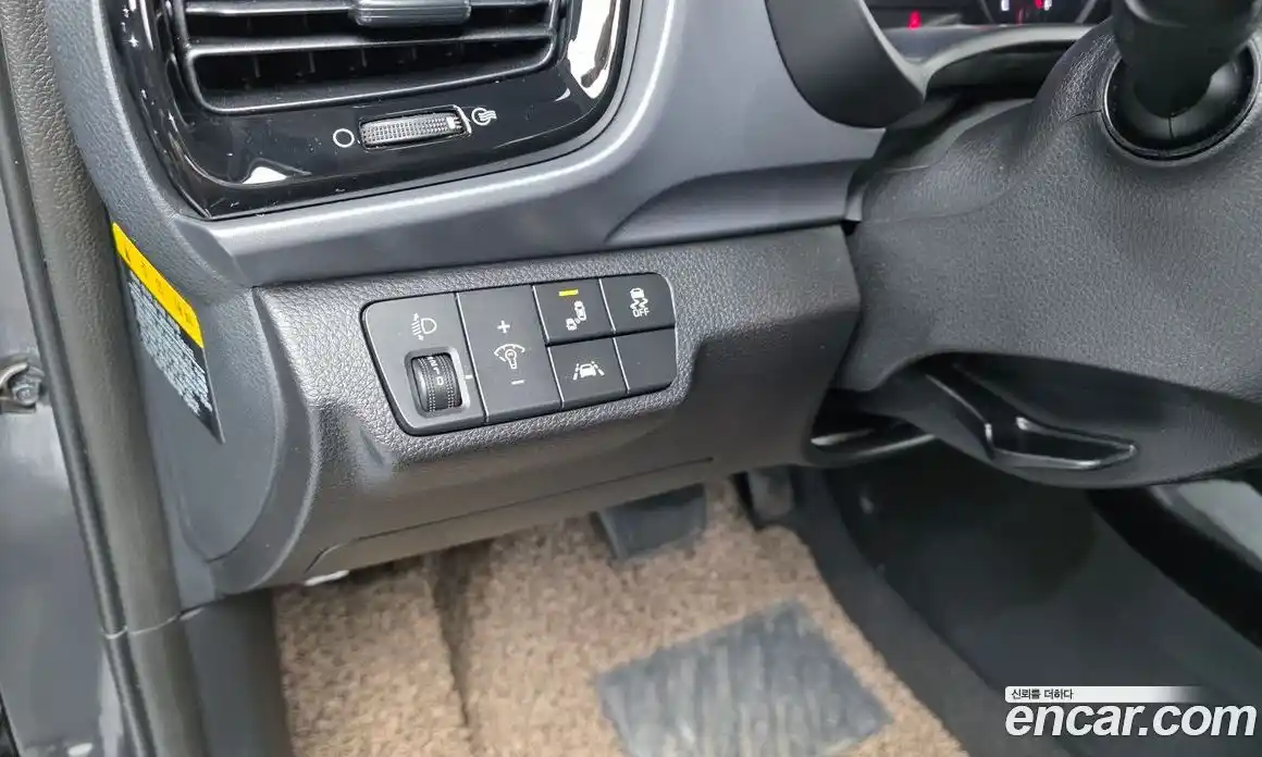 Kia Stonic 2018 1.6 Автомат в Москве № 888062, фото 18