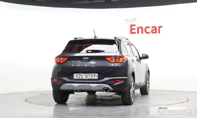 Kia Stonic 2018 1.6 Автомат в Москве № 888062, миниатюра 4