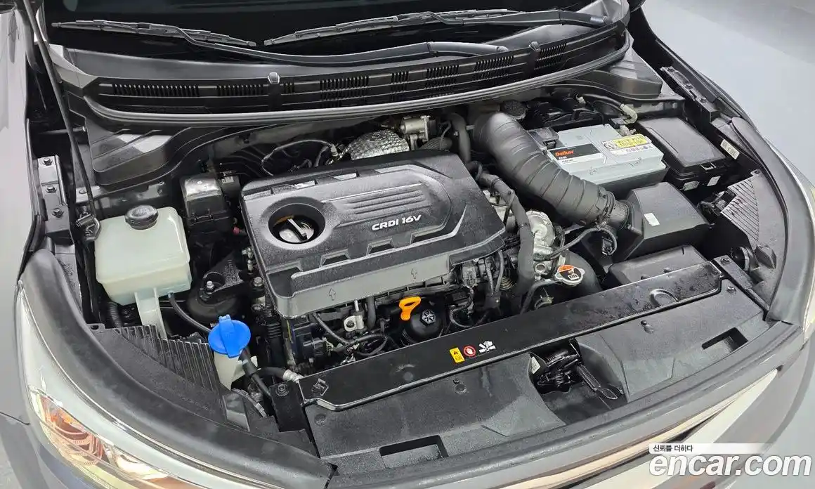 Kia Stonic 2018 1.6 Автомат в Москве № 888062, фото 6