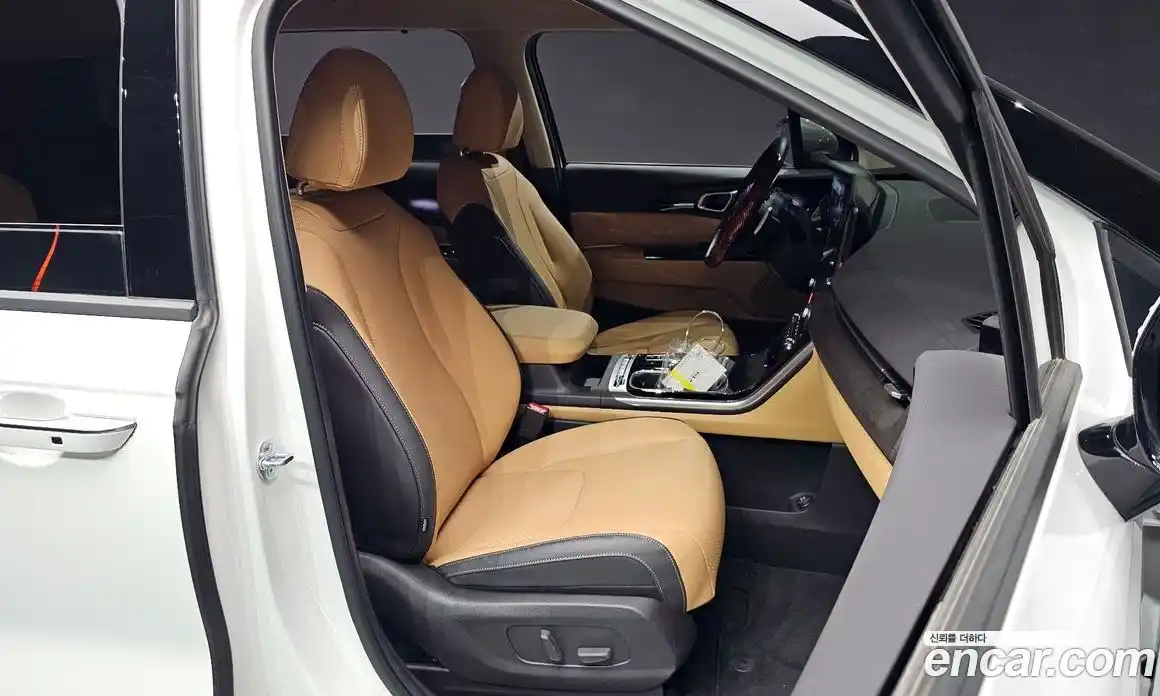 Kia Canival 2023 2.2 Автомат в Москве № 888098, фото 10