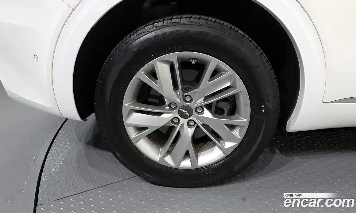 Genesis GV70 2022 2.5 Автомат в Москве № 888604, фото 5