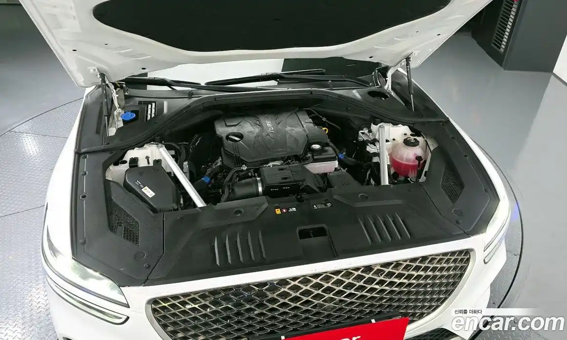 Genesis GV70 2022 2.5 Автомат в Москве № 888604, фото 6