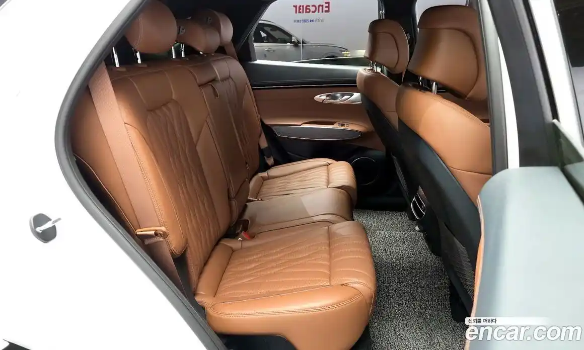 Genesis GV70 2023 2.5 Автомат в Москве № 888782, фото 12