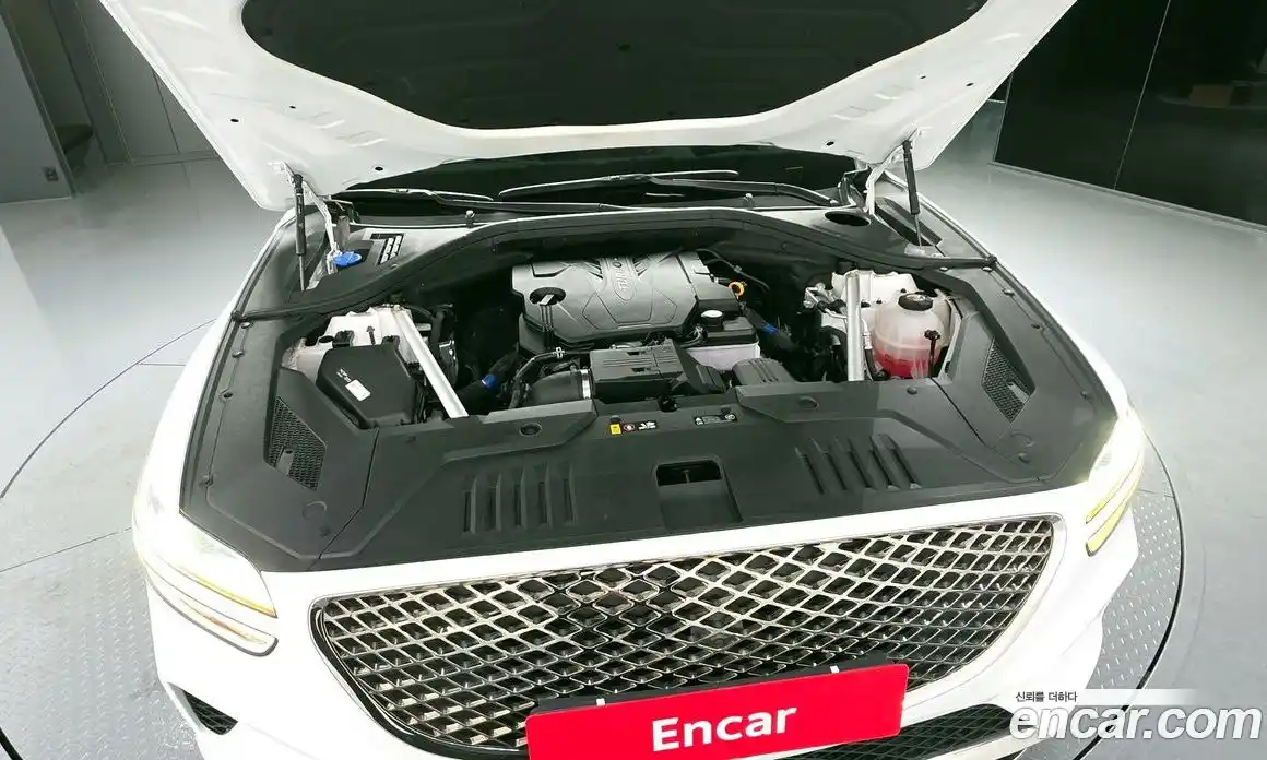 Genesis GV70 2023 2.5 Автомат в Москве № 888782, фото 6