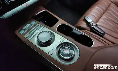 Genesis GV70 2022 2.2 Автомат в Москве № 888878, миниатюра 9