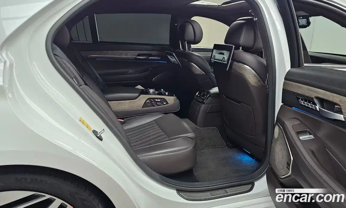 Genesis G90 2021 3.8 гидро в Москве № 888904, фото 12