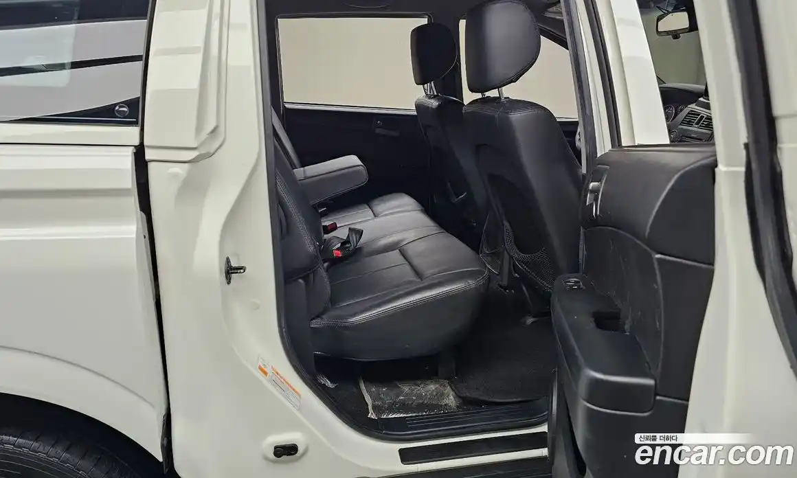 SsangYong Korando 2015 2.0 Автомат в Москве № 890121, фото 11